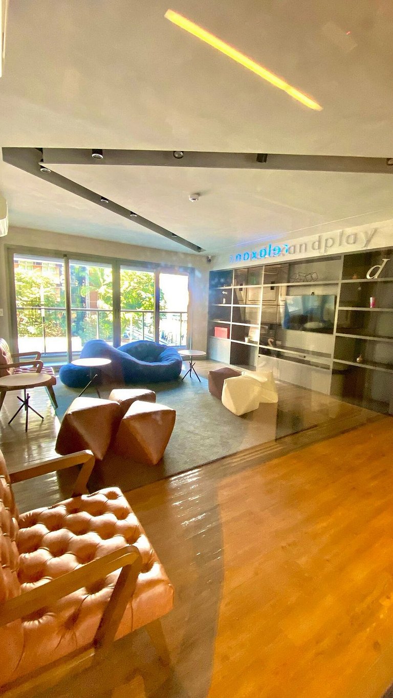 Studio Prime - VN Oscar Freire