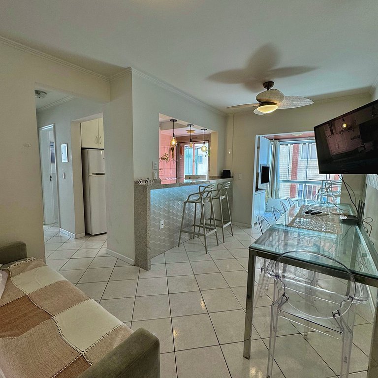 Next to the sea, Central beach