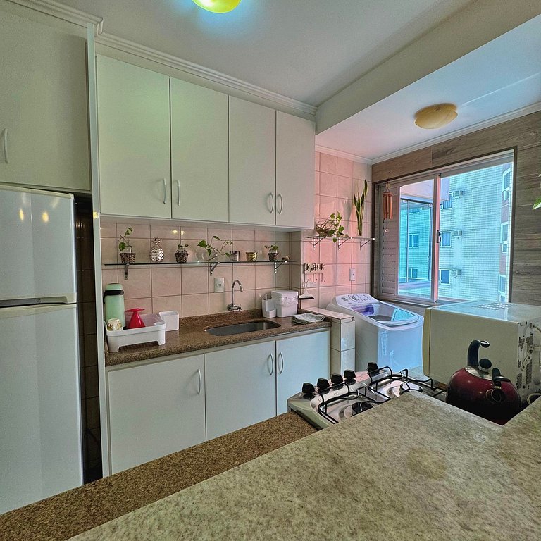 Next to the sea, Central beach