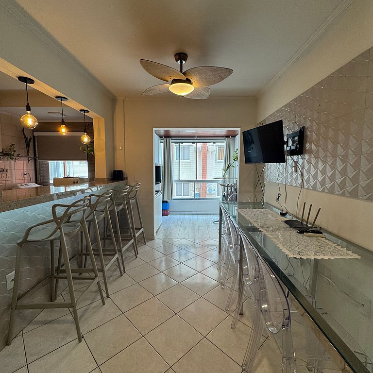 Next to the sea, Central beach