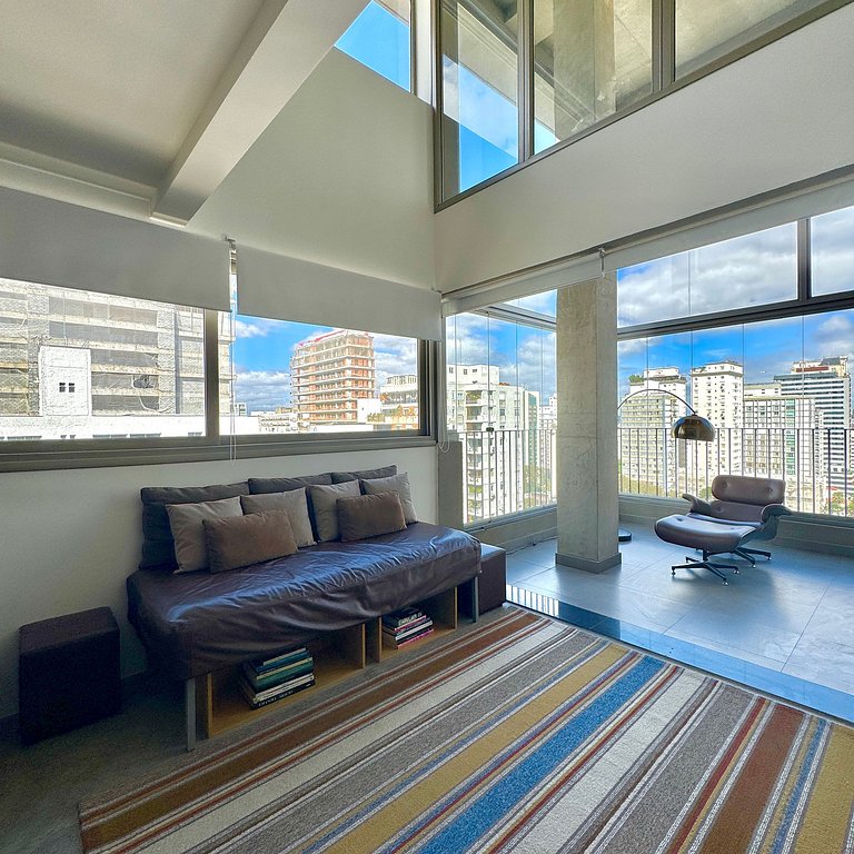 Duplex á venda próximo a Rua Oscar Freire