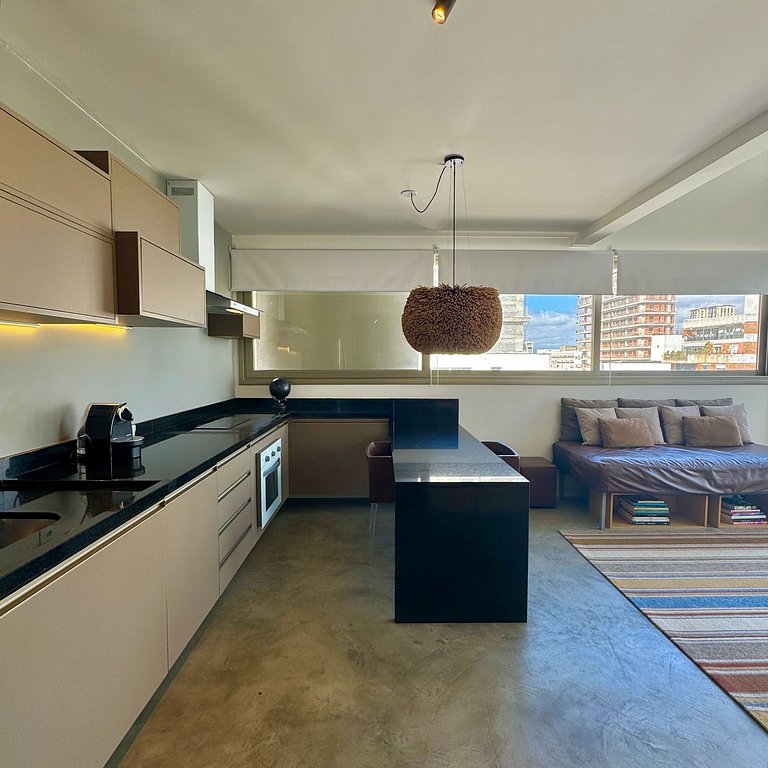 Duplex á venda próximo a Rua Oscar Freire
