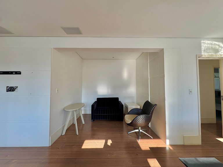 Apartamento na Oscar Freire