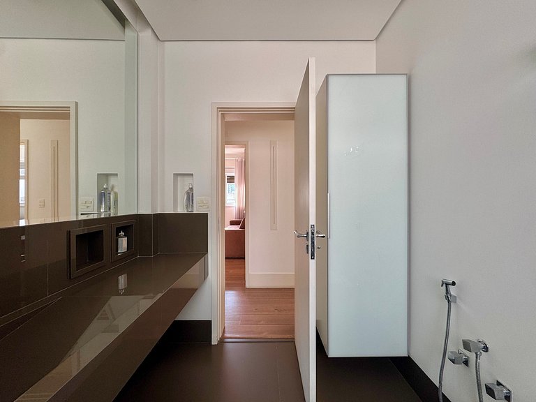 Apartamento na Oscar Freire